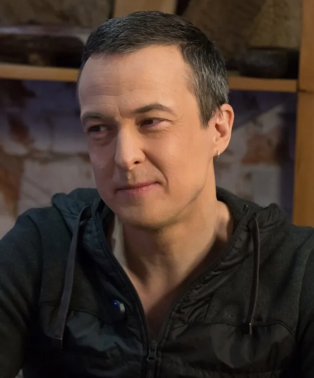 Лев Наумов